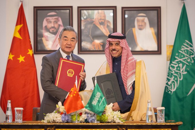 وزير الخارجية ونظيره الصيني يعقدان الاجتماع الخامس للجنة السياسية بين البلدين 1 0 2900