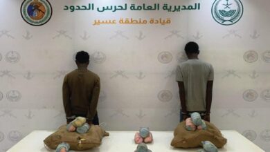 حرس الحدود بعسير يضبط إثيوبيين بحوزتهما 40 كجم من القات المخدر 5 1 3948