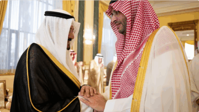 الأمير تركي بن محمد ينقل تعازي القيادة في وفاة الشيخ علي عبدالله الأحمد الجابر الصباح 4 10 110