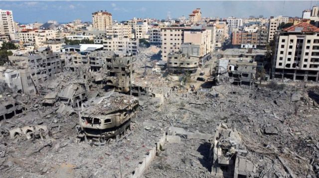 استشهاد 53 فلسطينياً في قصف إسرائيلي على قطاع غزة اليوم 1 2 1031