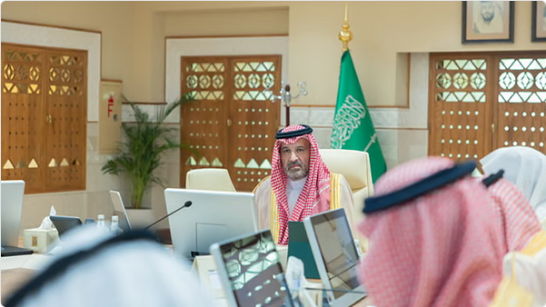 الأمير فيصل بن سلمان يرأس اجتماع اللجنة الإشرافية العليا لمشروع تاريخ الحج والحرمين الشريفين 1 22 101