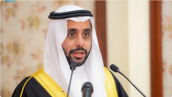 السفير الخنيني يرفع الشكر للقيادة بمناسبة تعيينه سفيرًا لخادم الحرمين الشريفين لدى مملكة هولندا 1 22 108