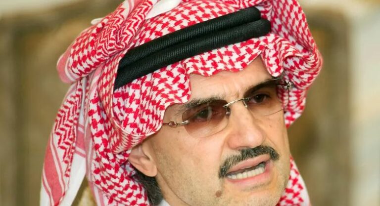 الوليد بن طلال: “الاتحاد فاز بالدوري بعد استراحة الهلال.. والتوأمة بين الناديين من زمان” 1 3 2537