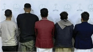 "الجوازات" تضبط محاولتي تهريب عبر منفذ الوديعة لمقيمَين يمنيين نقلا 3 مخالفين داخل مركبتهما 4 7 364