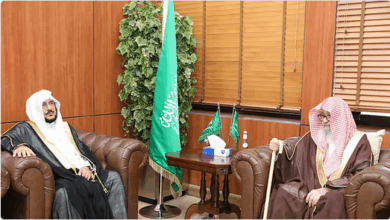 سماحة مفتي عام المملكة يستقبل وزير الشؤون الإسلامية 6 88 132