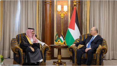 وزير الخارجية ورئيس وزراء فلسطين يبحثان تطورات غزة في الرياض 14 9 2 9