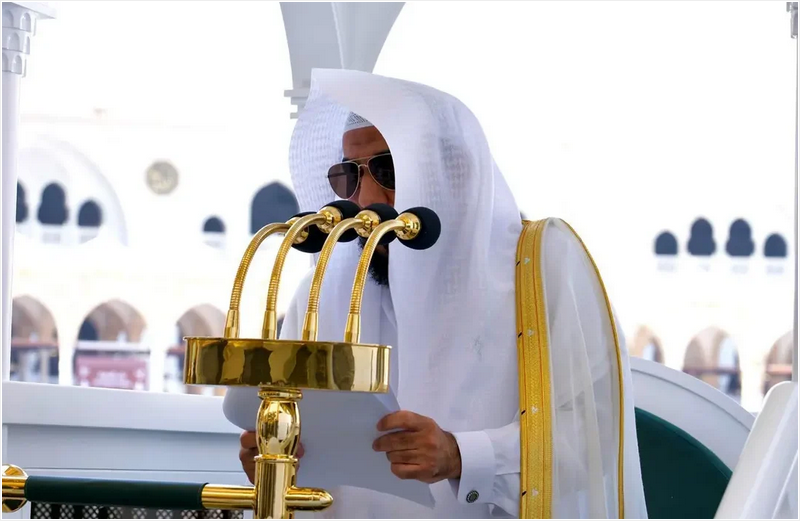 “الجهني” في خطبة الجمعة :الإيمان هبة ربانية وأصل السعادة والسكينة النفسية للمسلم 1 9 3 4