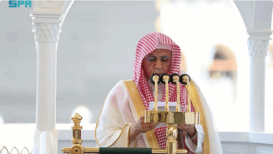 خطيب المسجد الحرام: تقوى الله وحسن الظن به أساس الطمأنينة. 9 999 192