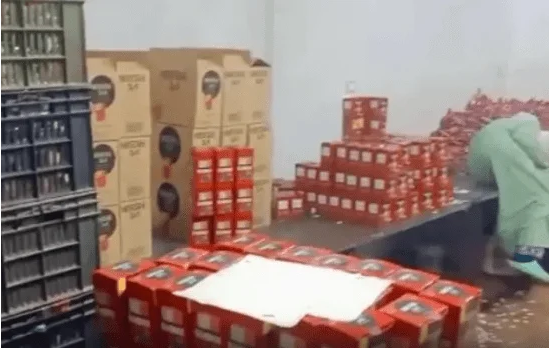 Screenshot 2023 01 28 at 21 54 30 البرلمان المصري يتحرك بعد ضبط قهوة مصنوعة من الجبس صحيفة المناطق السعودية