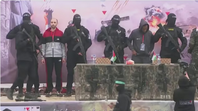 Screenshot 2025 02 22 at 13 53 13 حماس تسلم محتجزين إسرائيليين للصليب الأحمر في رفح
