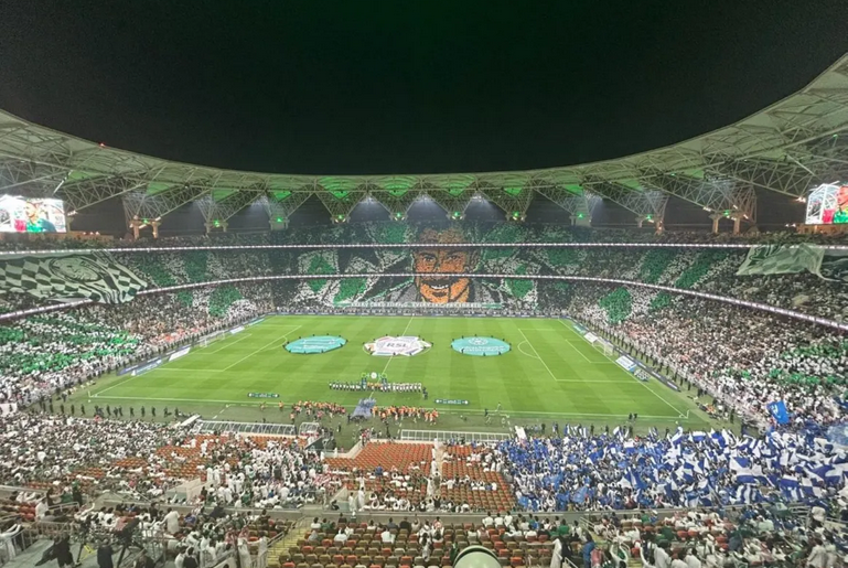 Screenshot 2025 09 19 at 23 03 18 تيفو الأهلي يدشن أولى لوحات دوري روشن أخبار 24