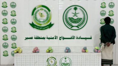 دوريات الأفواج الأمنية بمنطقة عسير تقبض على شخص لترويجه 4 كلجم من القات المخدر 2 WhatsApp Image 2025 12 01 at 3.26.13 PM