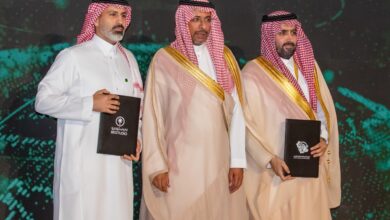 برعاية وزير الصناعة شراكة بين اللجنة الوطنية للحديد والصلب وبي ستوديو